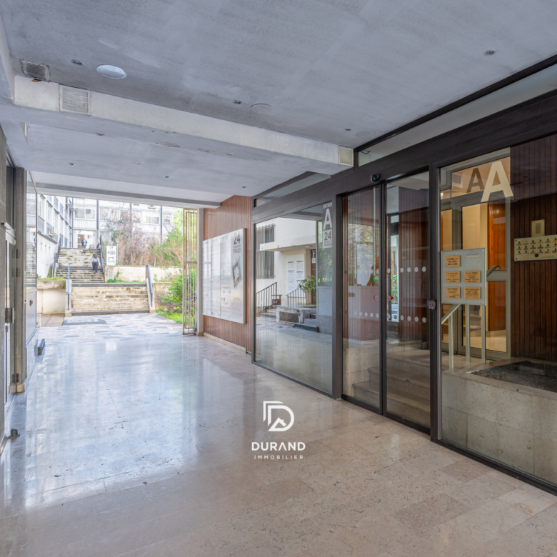 BUREAUX - INVESTISSEMENT -  PRADO/CASTELLANE - 13006 MARSEILLE