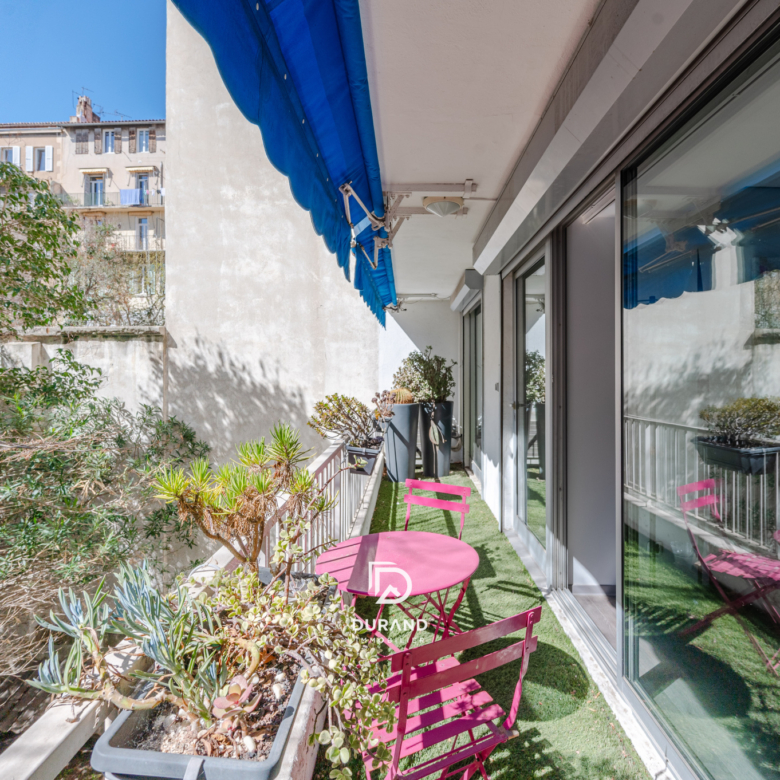 BUREAUX - INVESTISSEMENT -  PRADO/CASTELLANE - 13006 MARSEILLE