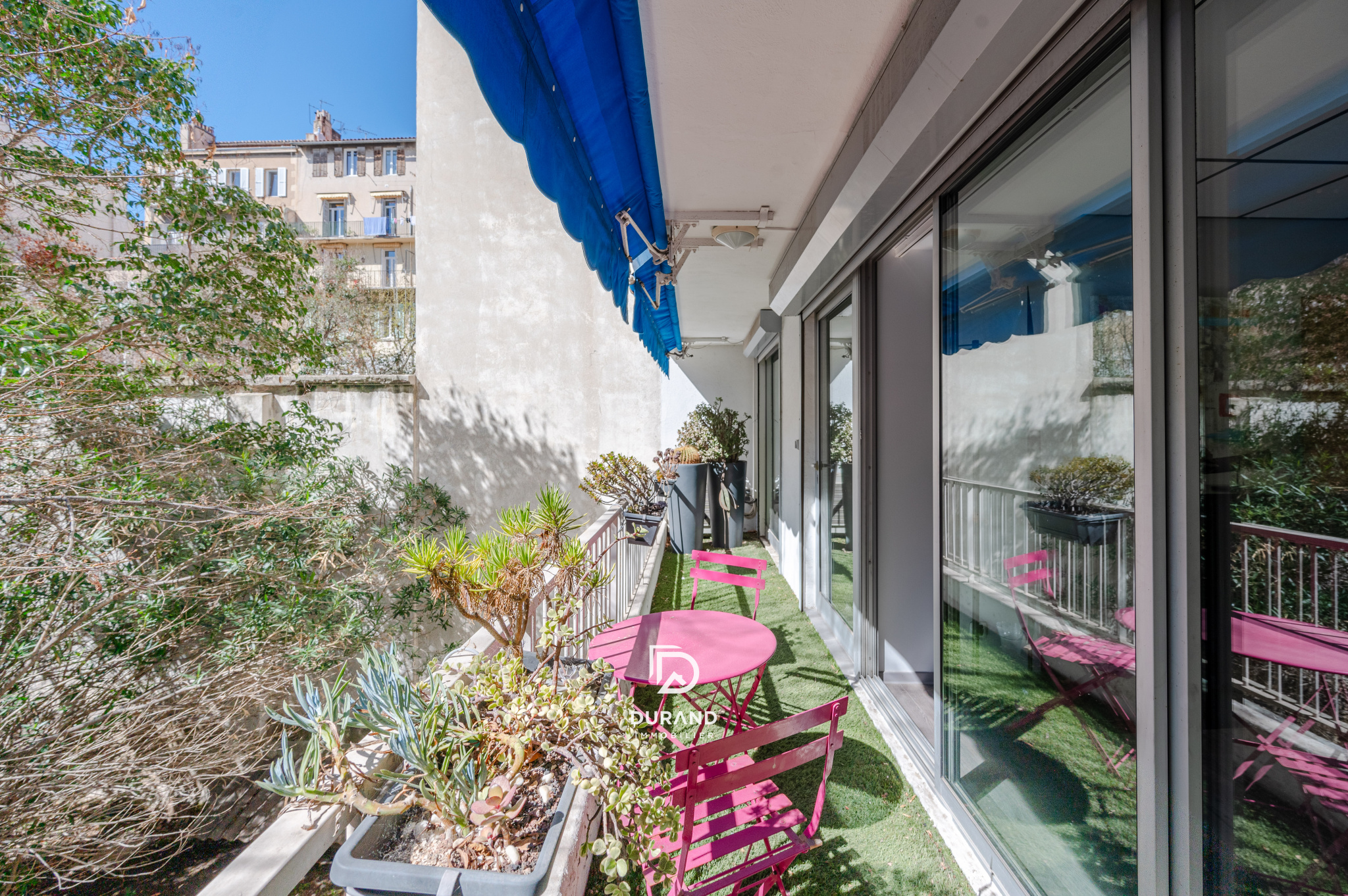 BUREAUX - INVESTISSEMENT -  PRADO/CASTELLANE - 13006 MARSEILLE