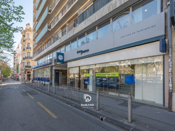 BUREAUX - INVESTISSEMENT -  PRADO/CASTELLANE - 13006 MARSEILLE