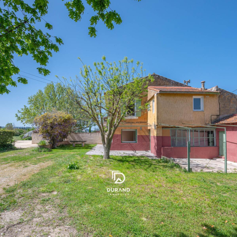 MAISON - PETIT LUBERON - 84460 CHEVAL BLANC