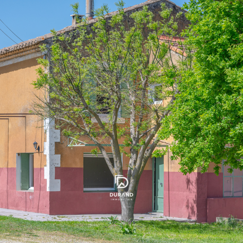 MAISON - PETIT LUBERON - 84460 CHEVAL BLANC