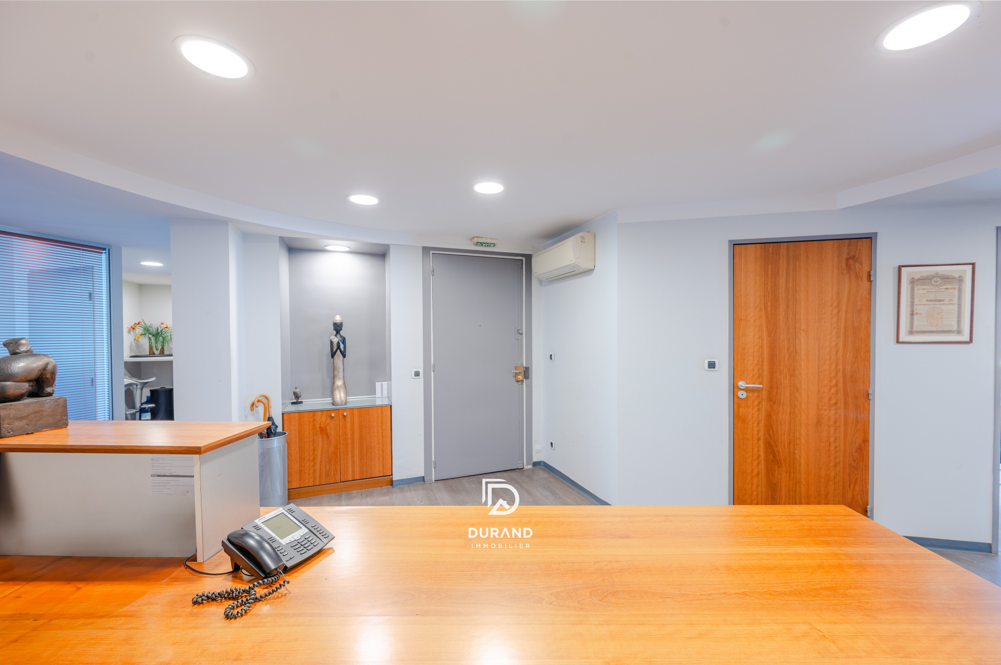 BUREAUX - INVESTISSEMENT -  PRADO/CASTELLANE - 13006 MARSEILLE