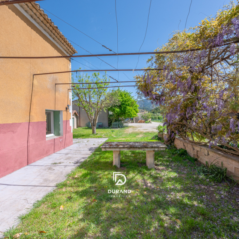 MAISON - PETIT LUBERON - 84460 CHEVAL BLANC