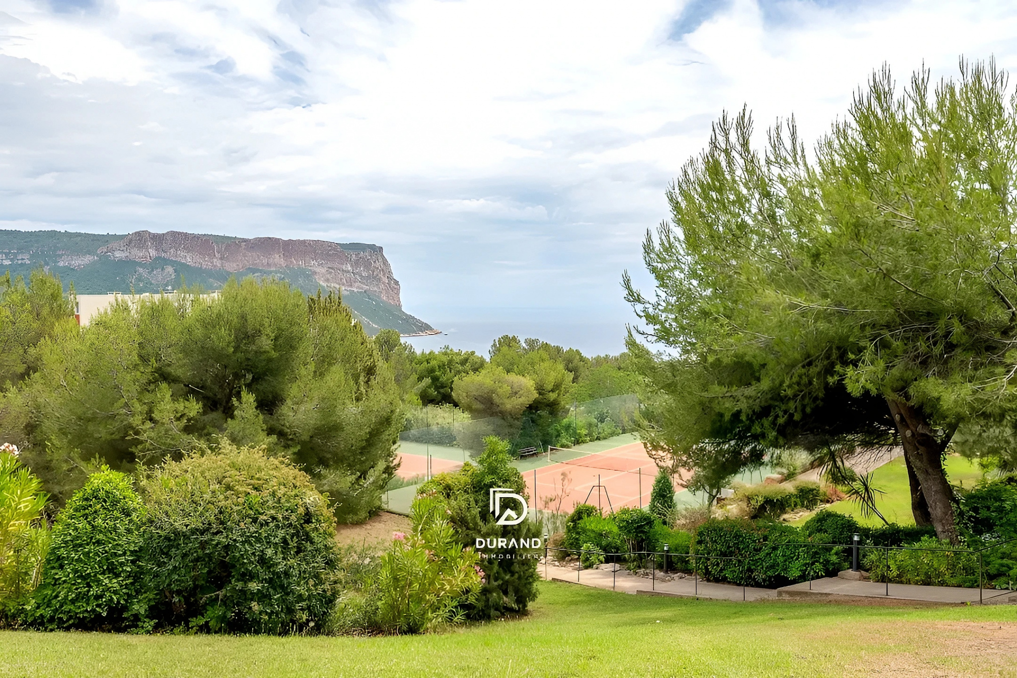 APPARTEMENT - VUE - TERRES MARINES - 13260 CASSIS