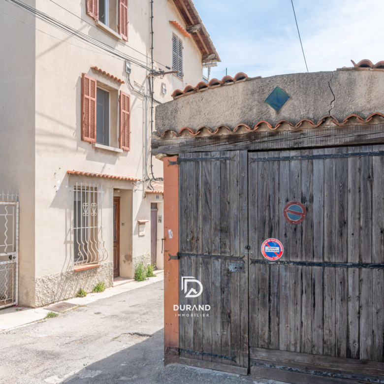 MAISON - T3 - GARAGE - 75M2 - LA VISTE 13015 - MARSEILLE