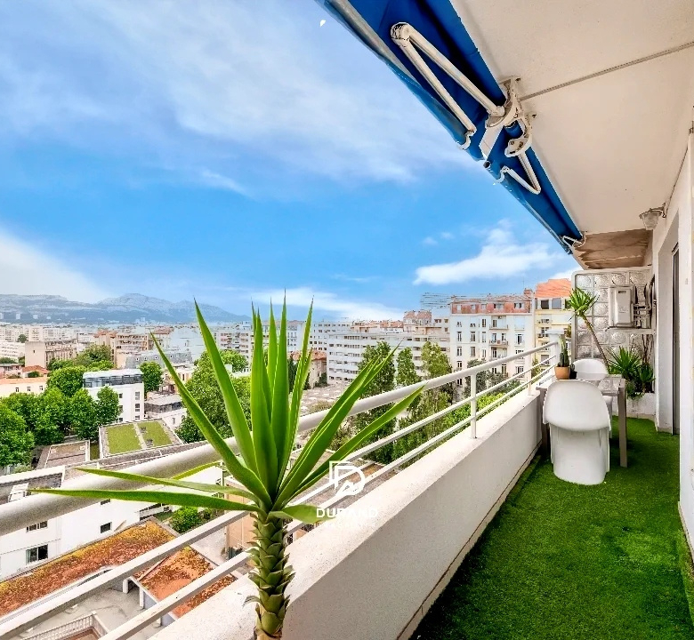 T4 - TERRASSE 27M2 - BALCON - DERNIER ETAGE