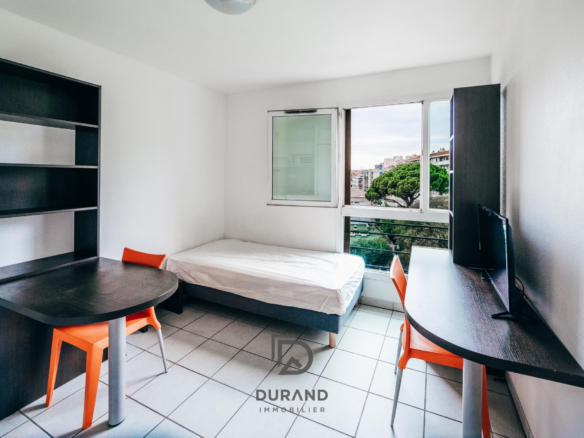 1 PIÈCES 20 M2 APPARTEMENT - TOULON