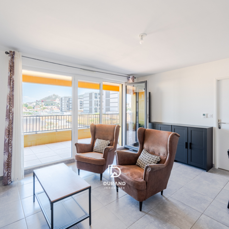 85 M2 APPARTEMENT - PARKING - TERRASSE - 13010 MARSEILLE