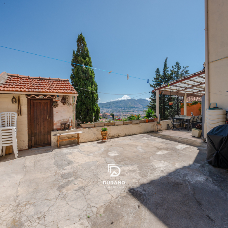 MAISON - JARDIN - VAUBAN - BONNE MERE - 13006 MARSEILLE