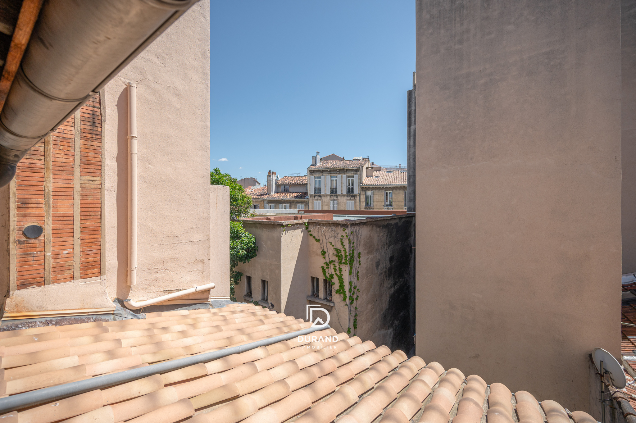 IMMEUBLE - INVESTISSEMENT PATRIMONIAL -  CAMAS - 13005 MARSEILLE