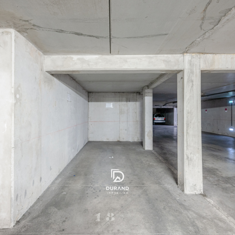 T3 avec Parking / 13015