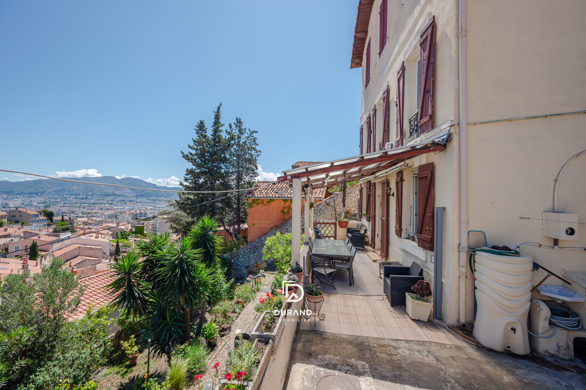 MAISON - JARDIN - VAUBAN - BONNE MERE - 13006 MARSEILLE