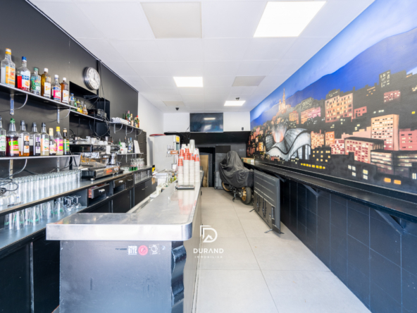 55m2 FONDS DE COMMERCE BAR - SNACK - CAFÉ - MARSEILLE 13006