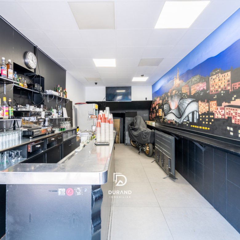 55m2 FONDS DE COMMERCE BAR - SNACK - CAFÉ - MARSEILLE 13006