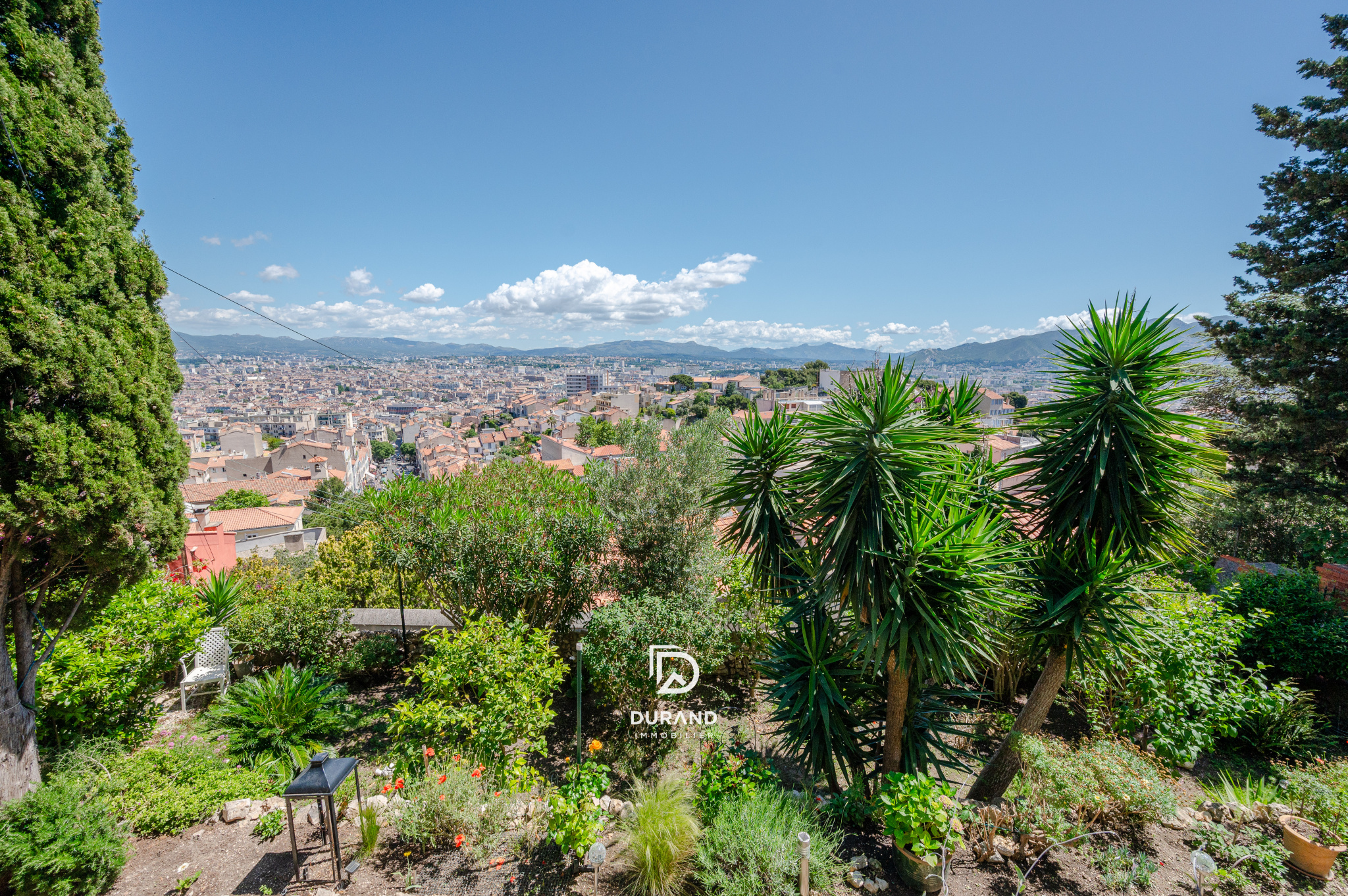 MAISON - JARDIN - VAUBAN - BONNE MERE - 13006 MARSEILLE