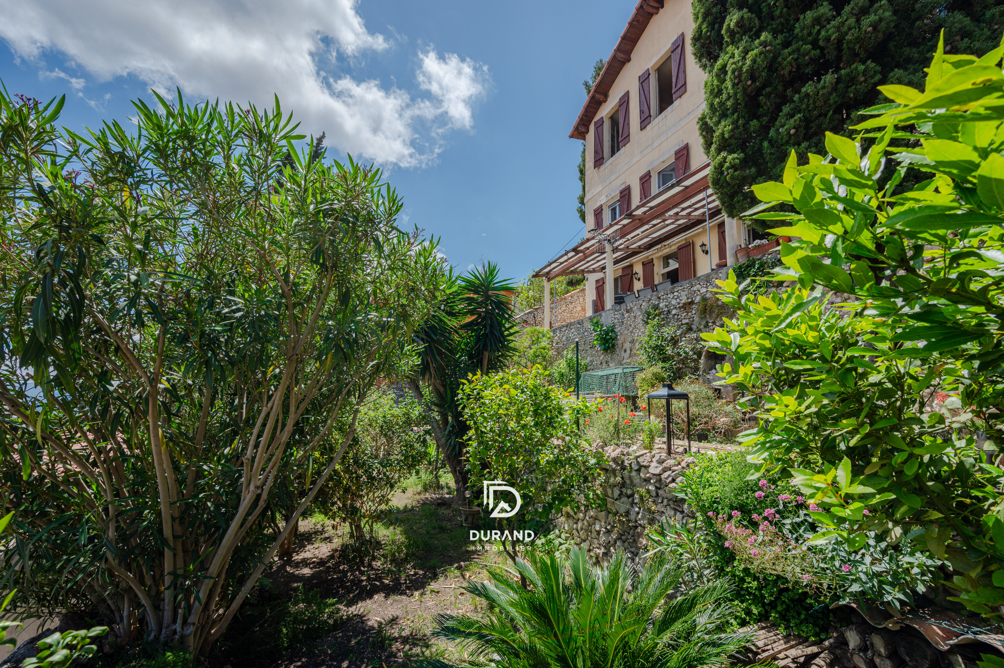 MAISON - JARDIN - VAUBAN - BONNE MERE - 13006 MARSEILLE