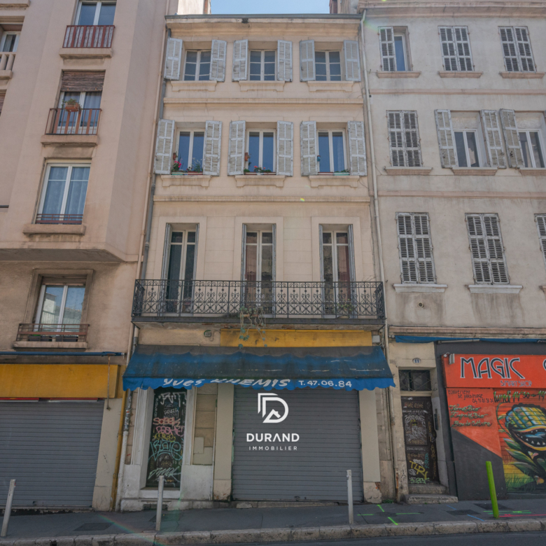 IMMEUBLE - INVESTISSEMENT PATRIMONIAL -  CAMAS - 13005 MARSEILLE