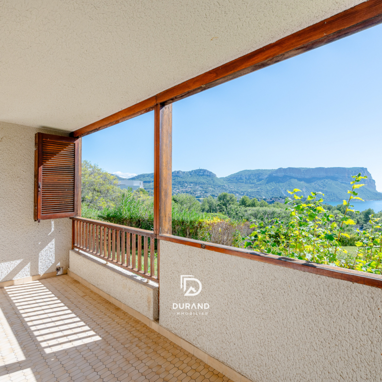 APPARTEMENT - VUE MER - TERRES MARINES - 13260 CASSIS