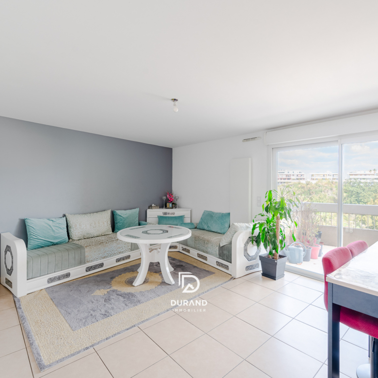 4 PIÈCES 79 M2 - APPARTEMENT - LE ROUET - 13008 - MARSEILLE