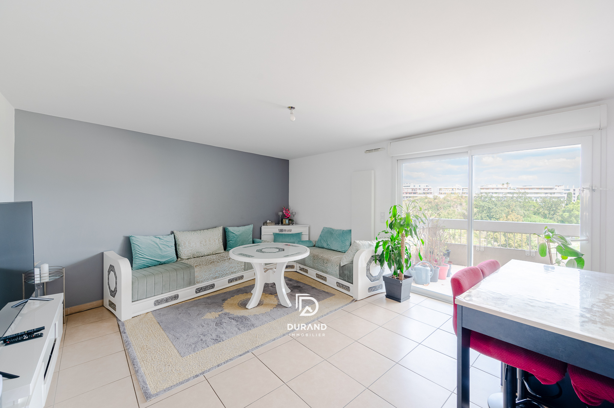 4 PIÈCES 79 M2 - APPARTEMENT - LE ROUET - 13008 - MARSEILLE