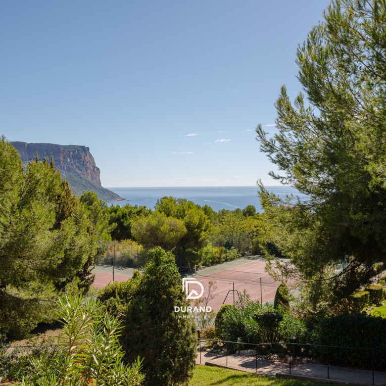 APPARTEMENT - VUE MER - TERRES MARINES - 13260 CASSIS