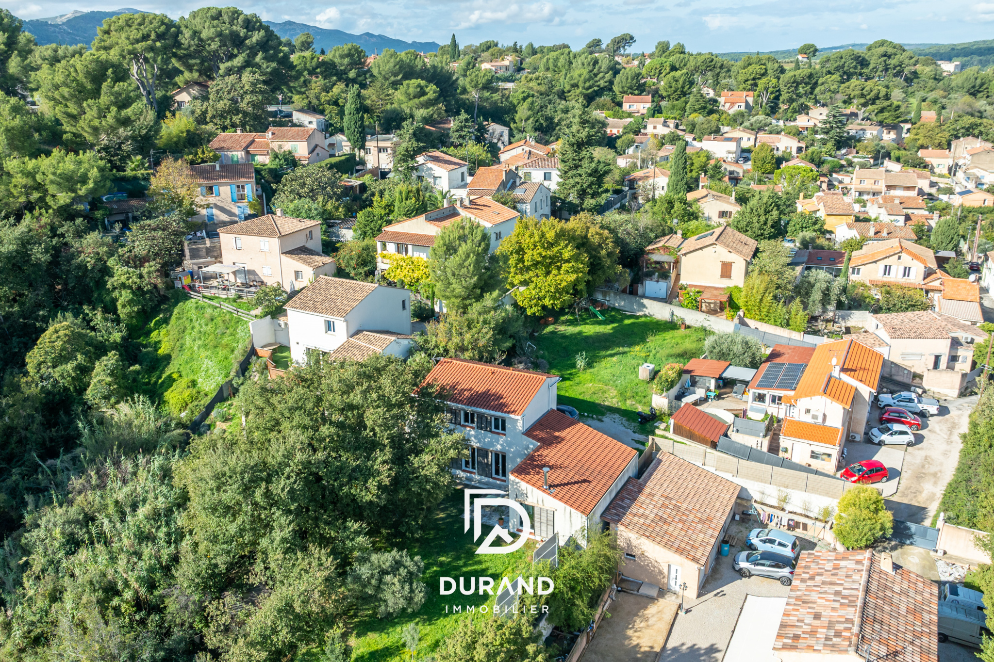 MAISON T5 - JARDIN - QUARTIER DES VAUX