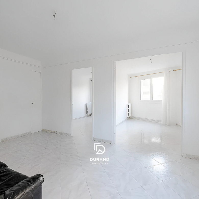 APPARTEMENT - SAINT VICTOR - 13007 MARSEILLE