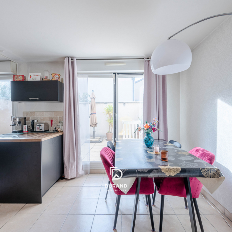 APPARTEMENT - DUPLEX COUP DE COEUR - LA JOLIETTE -13002 MARSEILLE