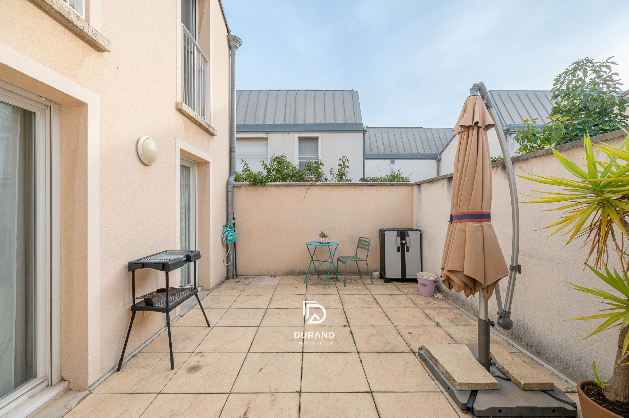 APPARTEMENT - DUPLEX COUP DE COEUR - LA JOLIETTE -13002 MARSEILLE