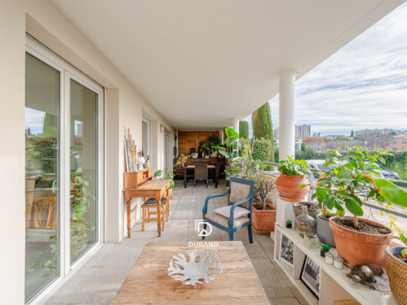 APPARTEMENT - TERRASSE - LA FOURRAGÈRE - 13012 MARSEILLE