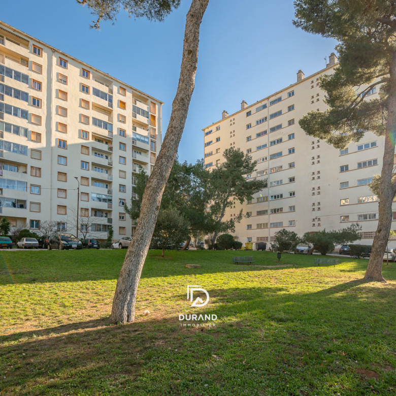 APPARTEMENT - TERRASSE -  BEAUVALLON - 13009 MARSEILLE