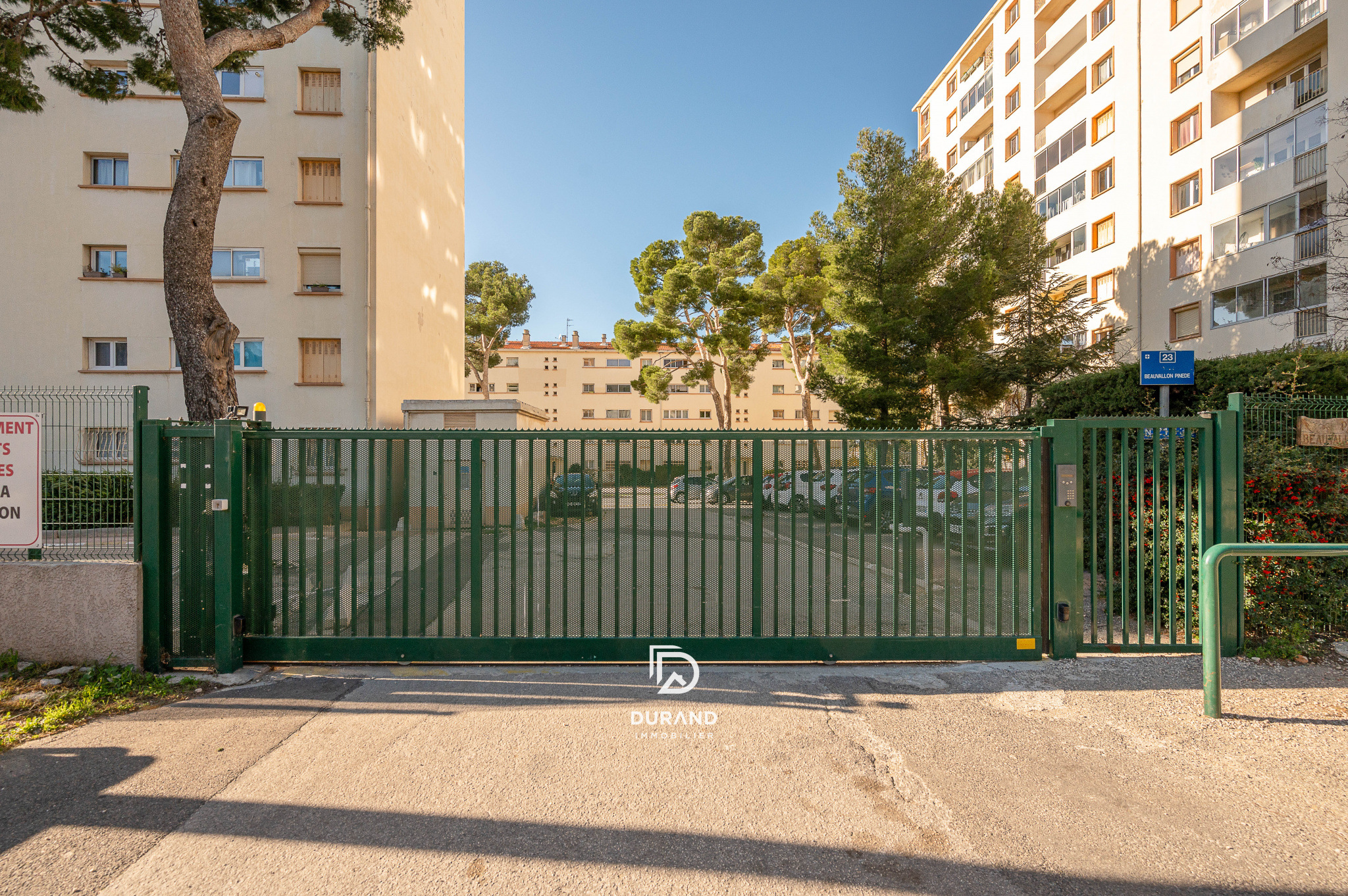 APPARTEMENT - TERRASSE -  BEAUVALLON - 13009 MARSEILLE