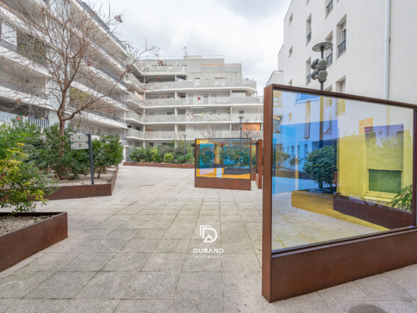 APPARTEMENT - 4 PIECES - TERRASSE - SAINT-LAZARE - 13003 MARSEILLE