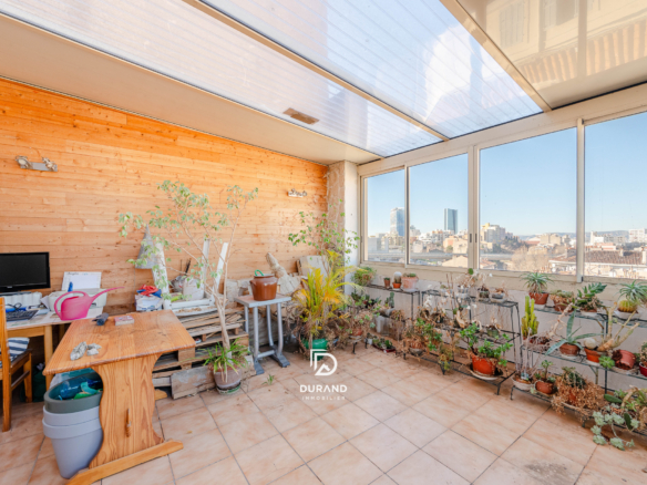 APPARTEMENT - 126 M2 - SAINT-LAZARE - 13003 MARSEILLE