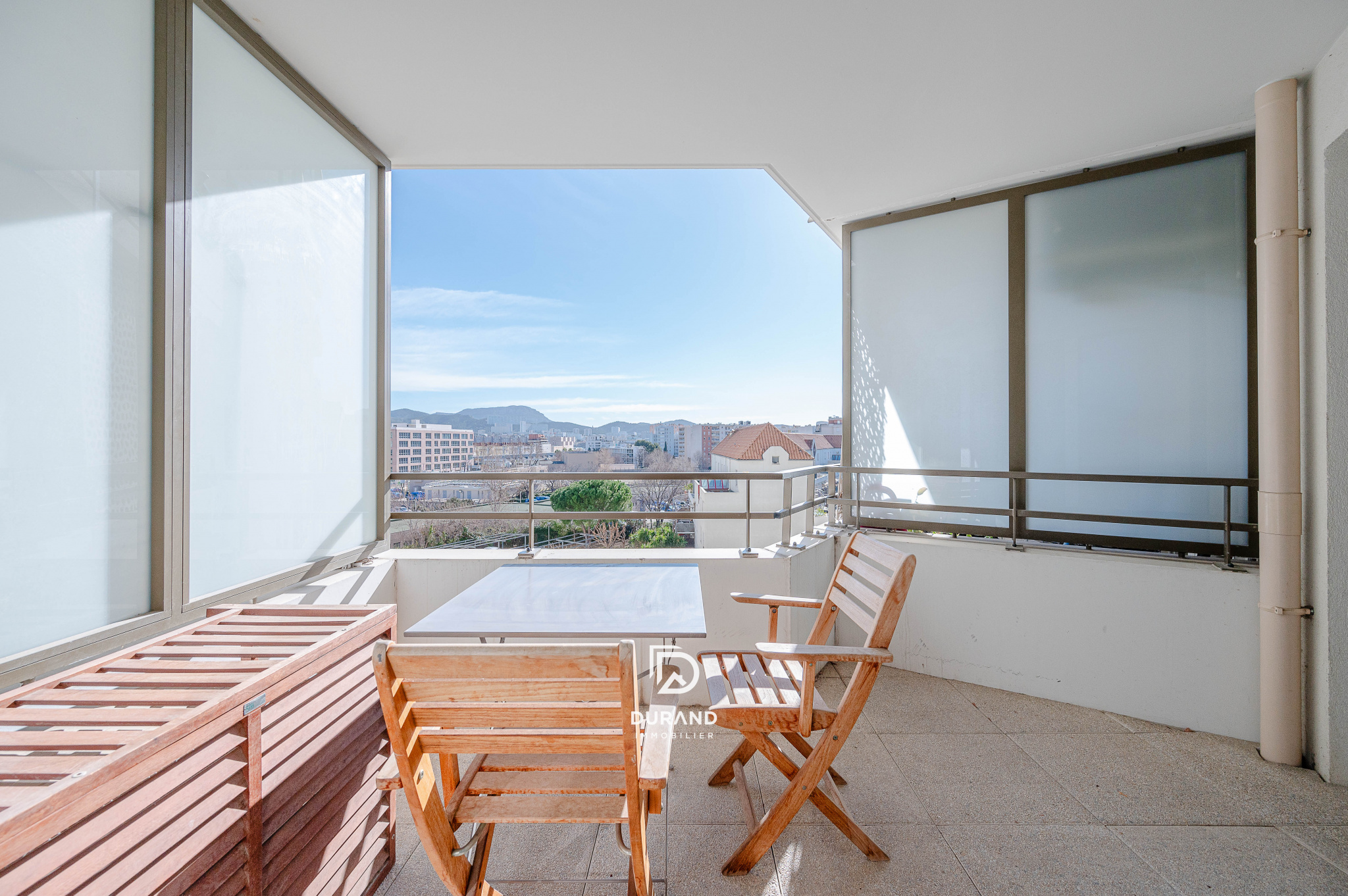 APPARTEMENT - TERRASSE - GARAGE - LE ROUET - 13008 MARSEILLE