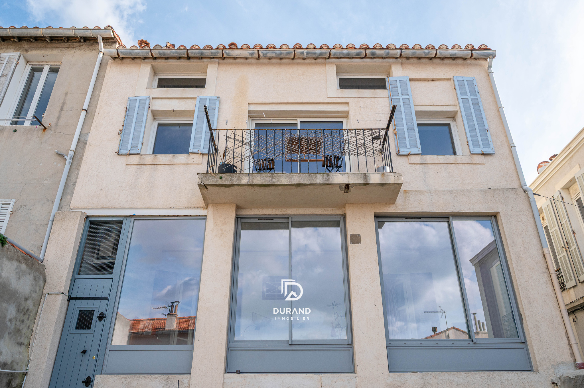 APPARTEMENT - ROUCAS BLANC - 13007 MARSEILLE